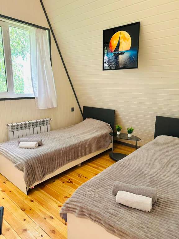 Quba Qəçrəş meşəsi (istirahət zonası), Quba, Azərbaycan günlük kirayə A-Frame 200 AZN-a 4 otaqlı