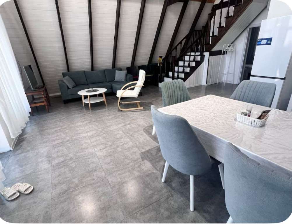 Qəbələ Qəbələ, Azerbaijan günlük kirayə A-Frame 150 AZN-a 4 otaqlı
