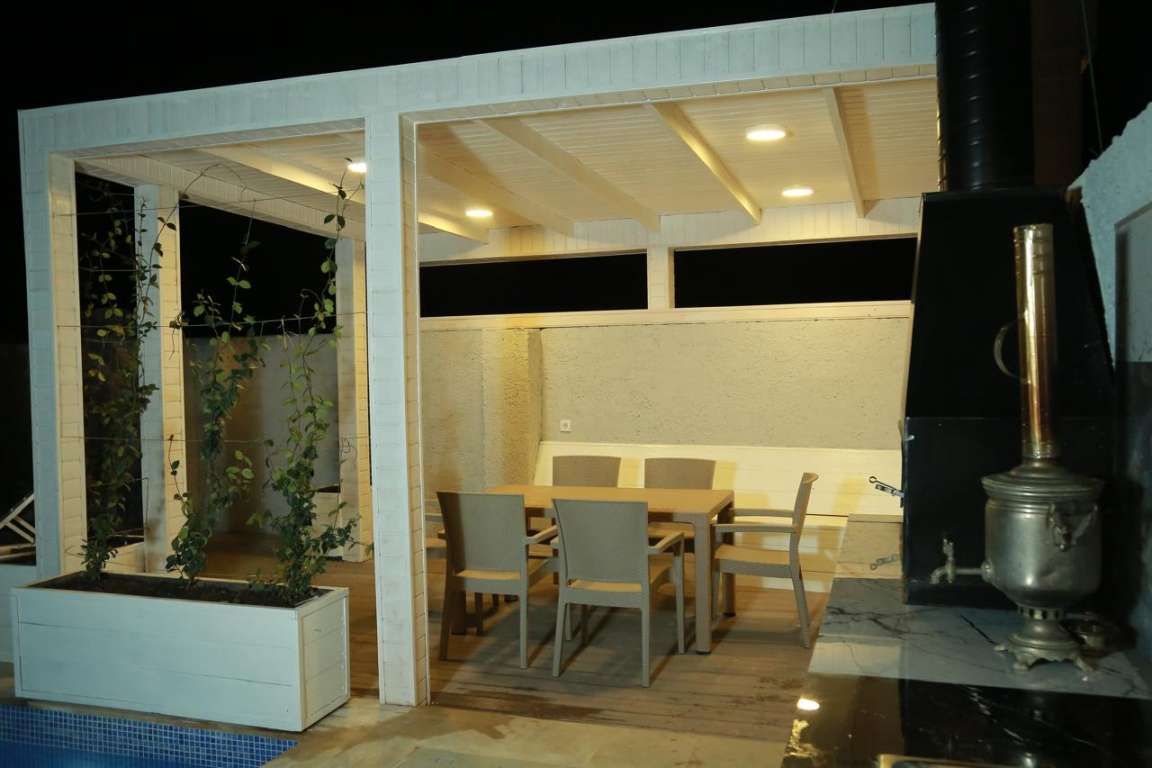 Quba 8R88+52 Гюнешли, Азербайджан günlük kirayə Həyət evi / Villa 250 AZN-a 4 otaqlı