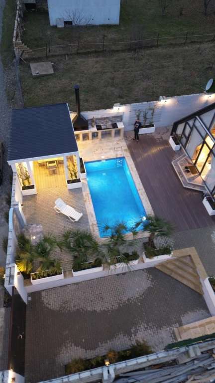 Quba 8R88+52 Гюнешли, Азербайджан günlük kirayə Həyət evi / Villa 250 AZN-a 4 otaqlı