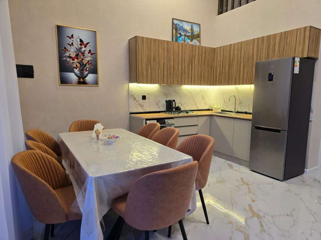 Quba 8R88+52 Гюнешли, Азербайджан günlük kirayə Həyət evi / Villa 250 AZN-a 4 otaqlı