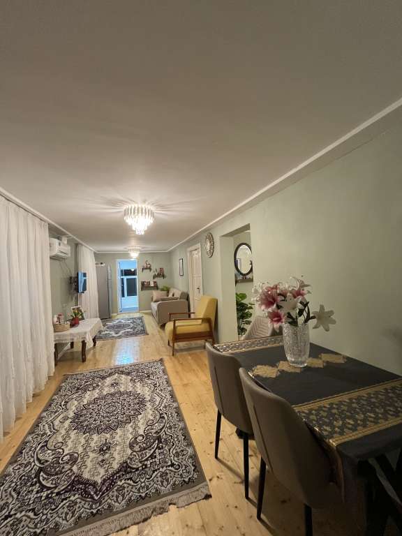 Lənkəran Səonəkəran kəndi (Xanbulana yaxın) günlük kirayə Həyət evi / Villa 100 AZN-a 3 otaqlı