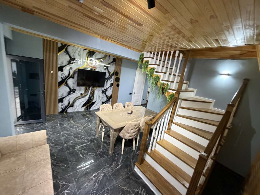 İsmayıllı İsmayıllı, Azerbaycan günlük kirayə Həyət evi / Villa 200 AZN-a 4 otaqlı
