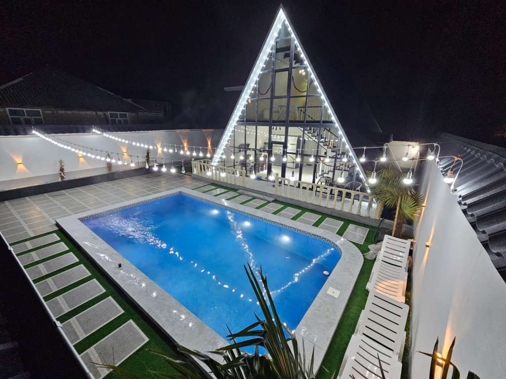 Qəbələ XRRW+987, Qəbələ, Azərbaycan günlük kirayə A-Frame 350 AZN-a 4 otaqlı