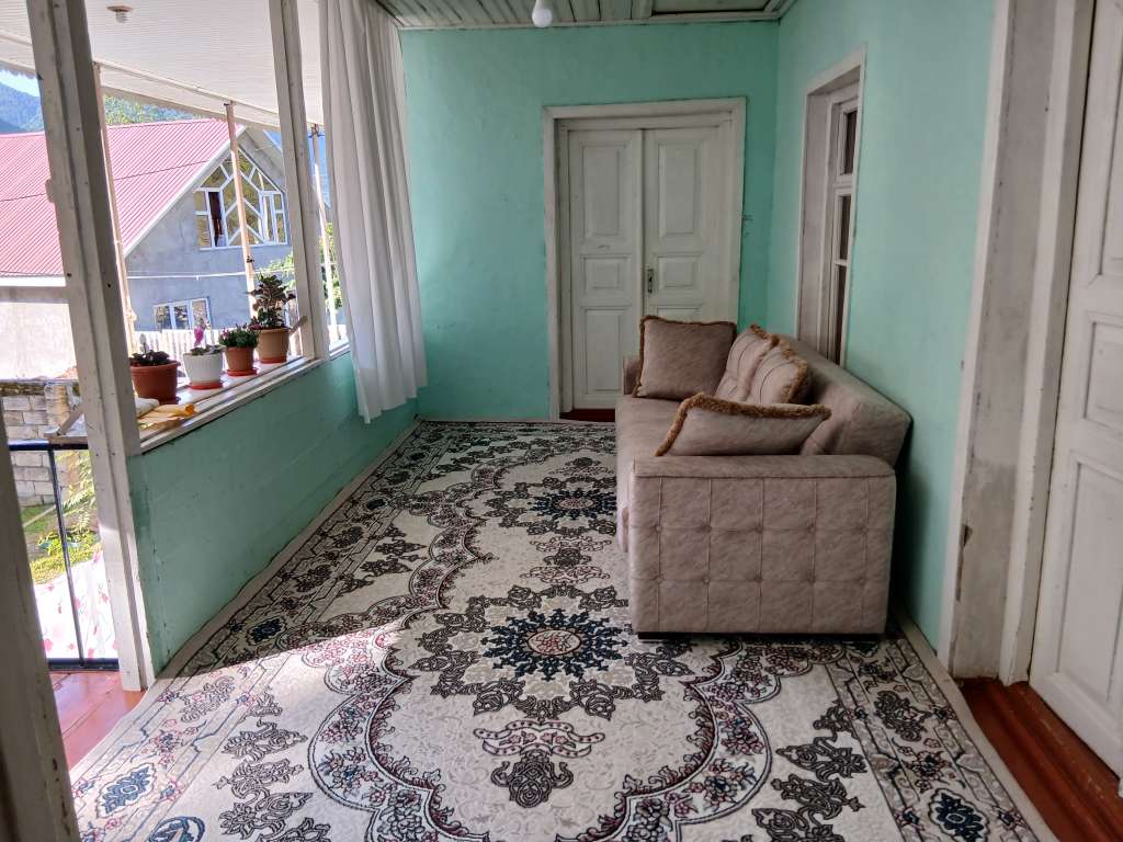 Qax Ağçay, Азербайджан günlük kirayə Həyət evi / Villa 80 AZN-a 3 otaqlı