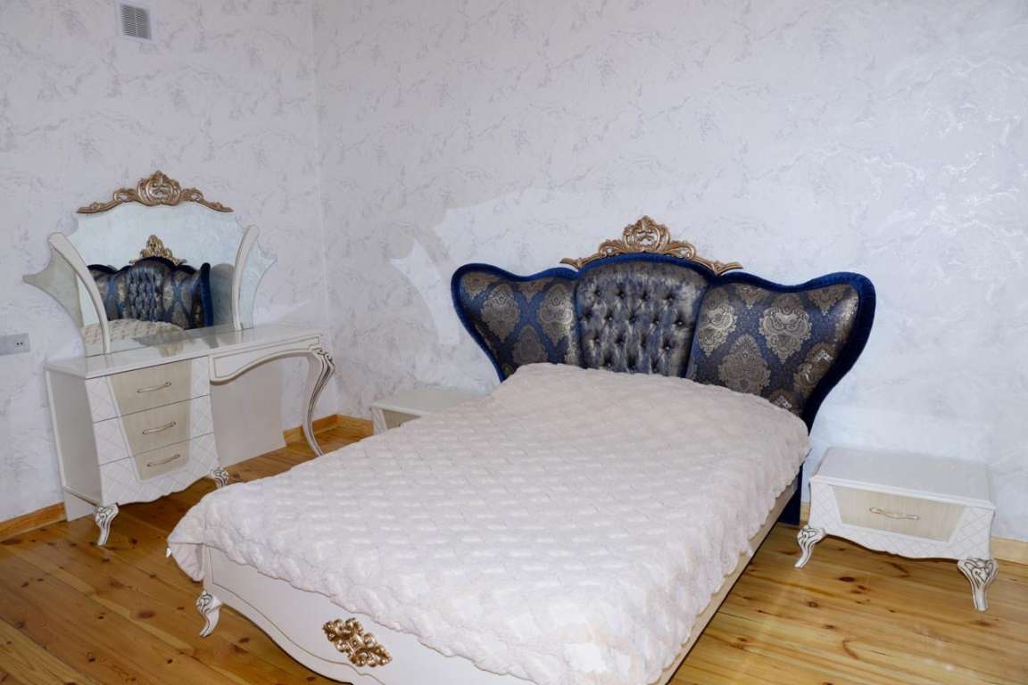 Quba F4RR+R6F, Mardakan, Azerbaycan günlük kirayə Həyət evi / Villa 350 AZN-a 7 otaqlı