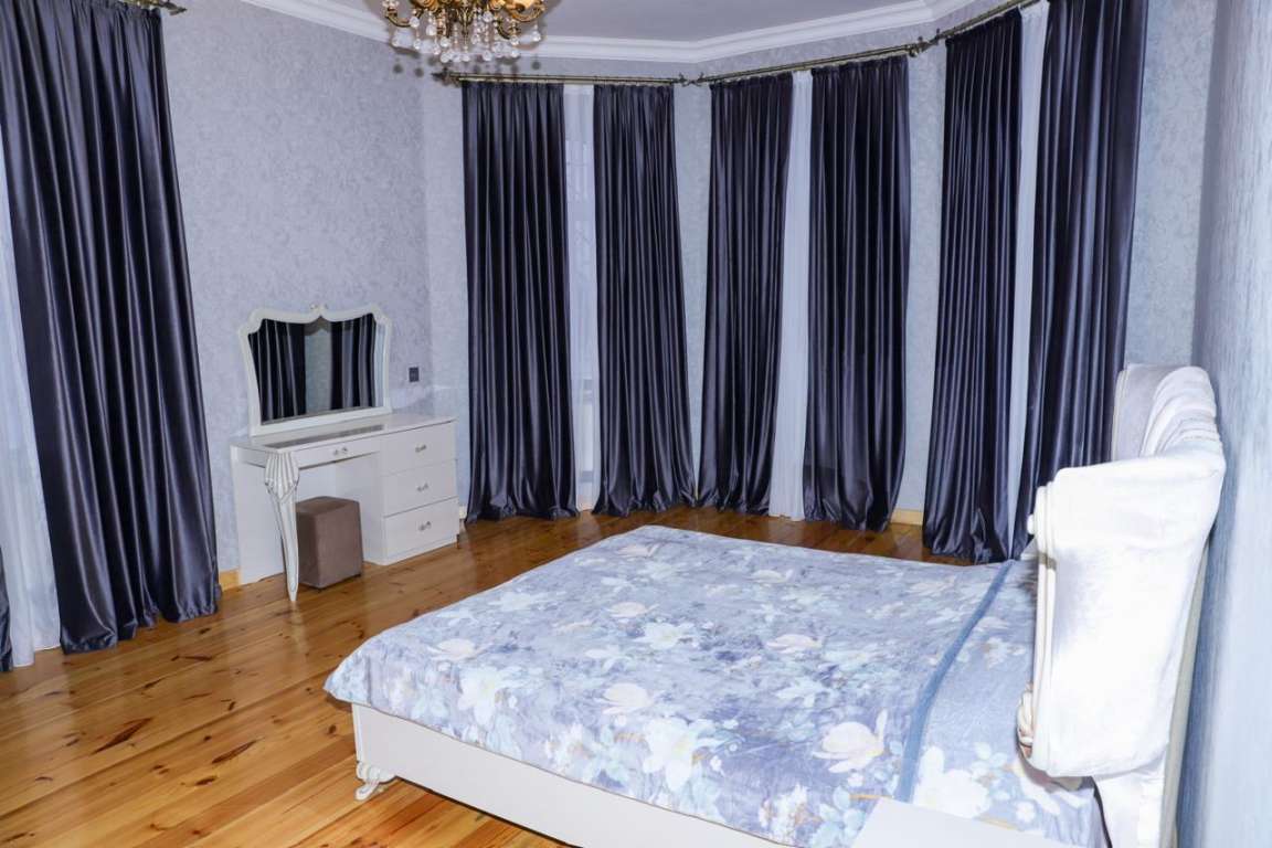 Quba F4RR+R6F, Mardakan, Azerbaycan günlük kirayə Həyət evi / Villa 350 AZN-a 7 otaqlı
