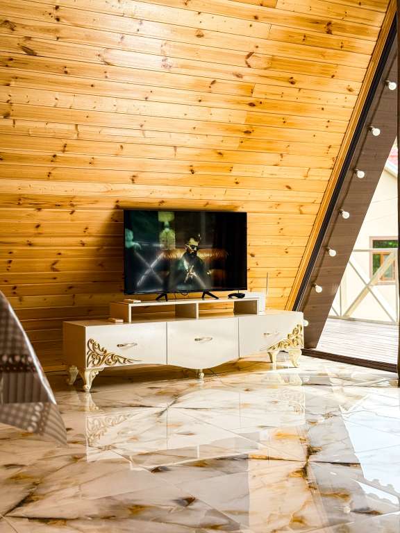 Lerik QGMF+J3, Babagil, Azərbaycan günlük kirayə A-Frame 220 AZN-a 4 otaqlı