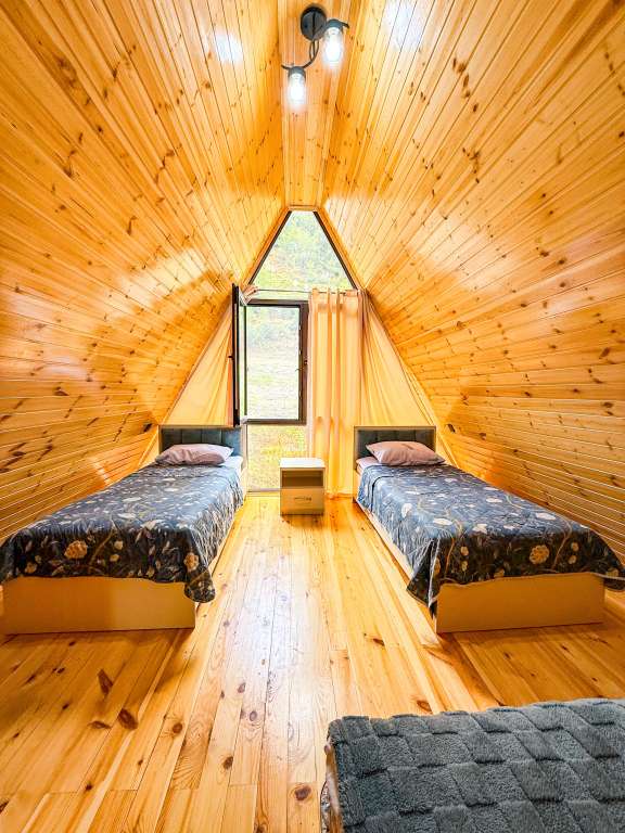 Lerik QGMF+J3, Babagil, Azərbaycan günlük kirayə A-Frame 220 AZN-a 4 otaqlı
