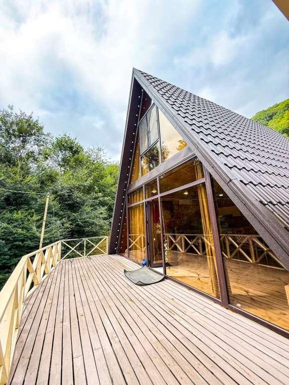 Lerik QGMF+J3, Babagil, Azərbaycan günlük kirayə A-Frame 220 AZN-a 4 otaqlı