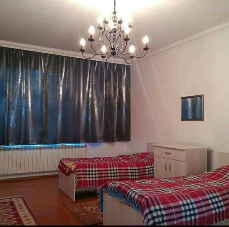 Qusar CCCC+VWF, Fəxrəddin Musayev, Qusar, Azerbaijan günlük kirayə Həyət evi / Villa 70 AZN-a 3 otaqlı
