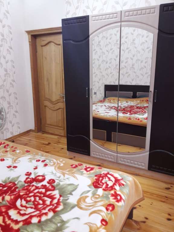 Qəbələ Qəbələ, Азербайджан günlük kirayə Həyət evi / Villa 200 AZN-a 5 otaqlı