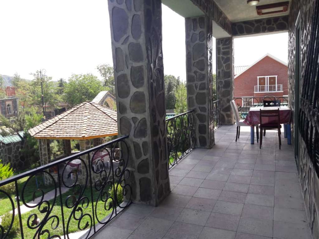 Qəbələ Qəbələ, Азербайджан günlük kirayə Həyət evi / Villa 200 AZN-a 5 otaqlı