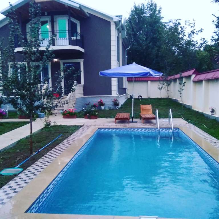 Qəbələ Qəbələ, Азербайджан günlük kirayə Həyət evi / Villa 230 AZN-a 4 otaqlı