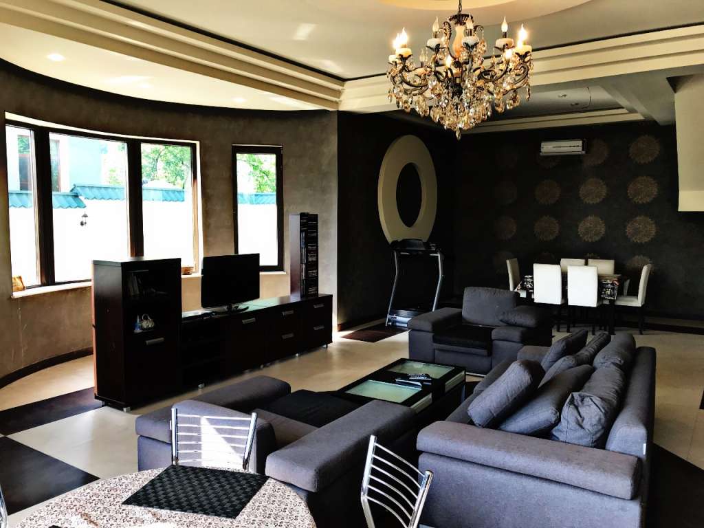Qəbələ Qəbələ, Азербайджан günlük kirayə Həyət evi / Villa 300 AZN-a 5 otaqlı