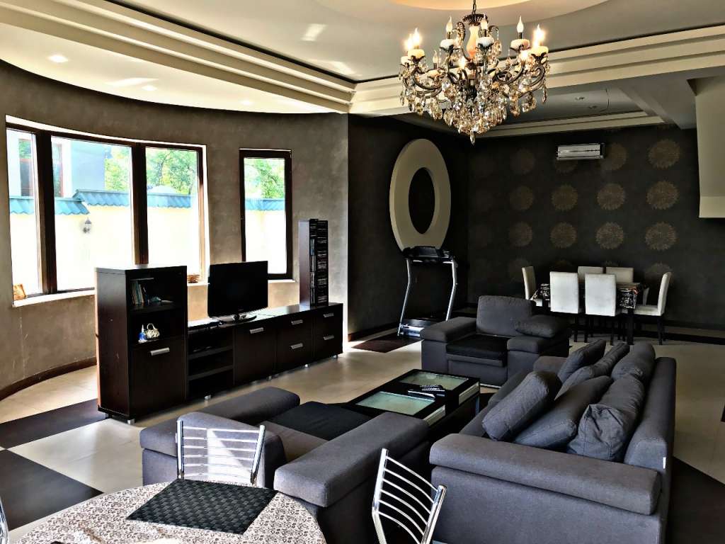 Qəbələ Qəbələ, Азербайджан günlük kirayə Həyət evi / Villa 300 AZN-a 5 otaqlı