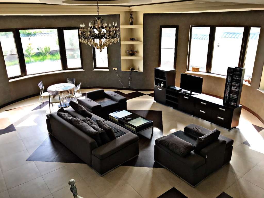 Qəbələ Qəbələ, Азербайджан günlük kirayə Həyət evi / Villa 300 AZN-a 5 otaqlı