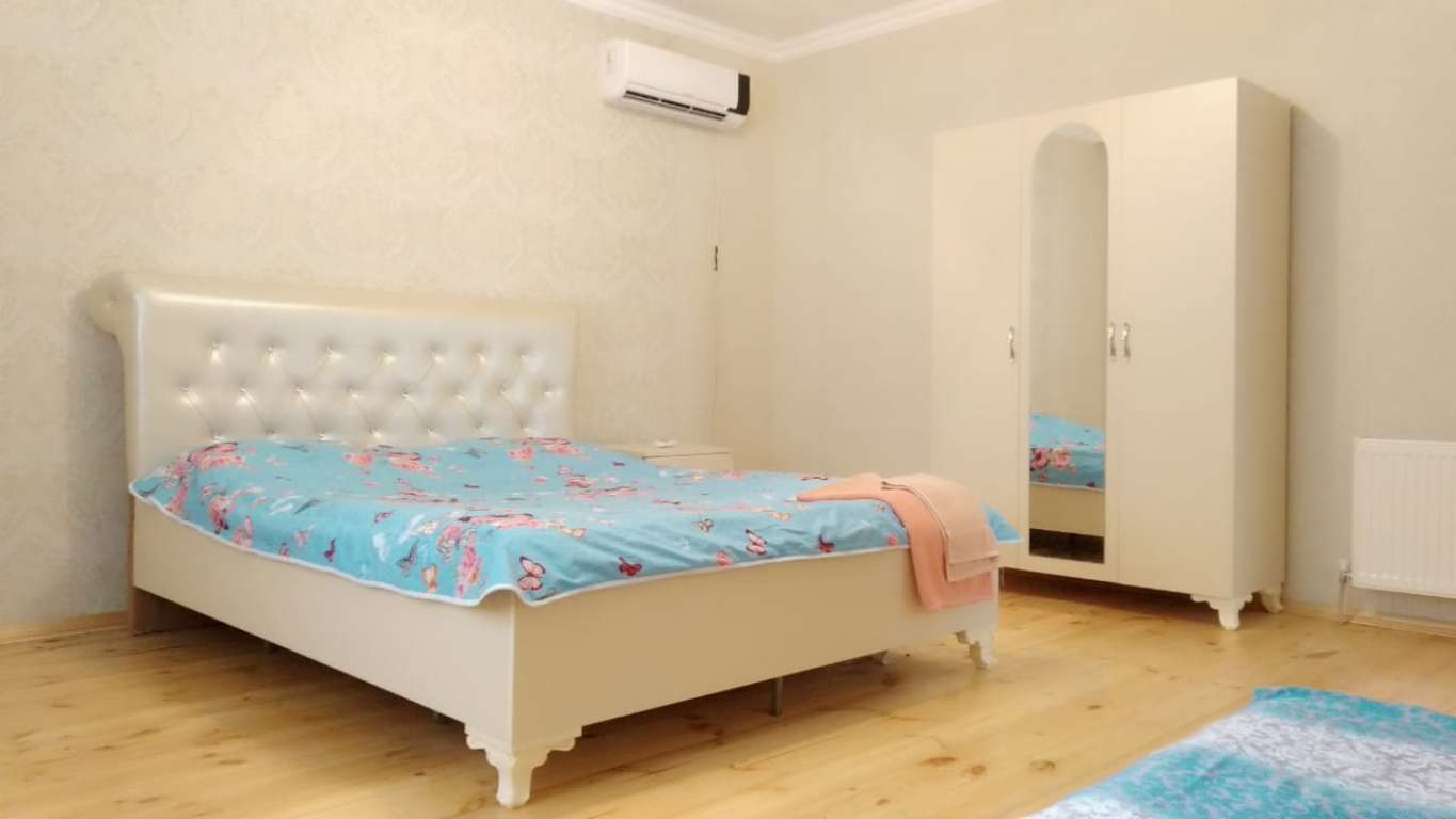 Qəbələ Qəbələ, Азербайджан günlük kirayə Həyət evi / Villa 70 AZN-a 4 otaqlı