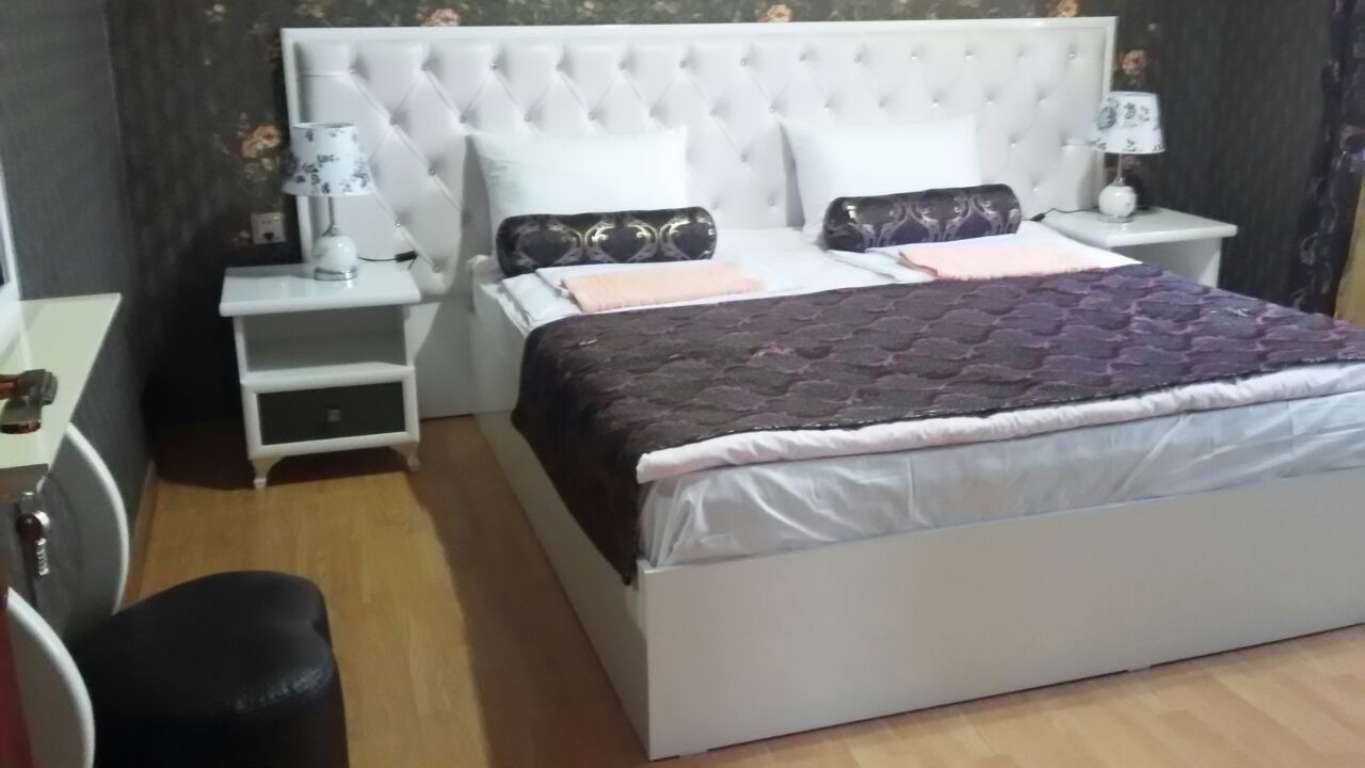 Şəki Šeki, Азербайджан günlük kirayə Həyət evi / Villa 170 AZN-a 5 otaqlı