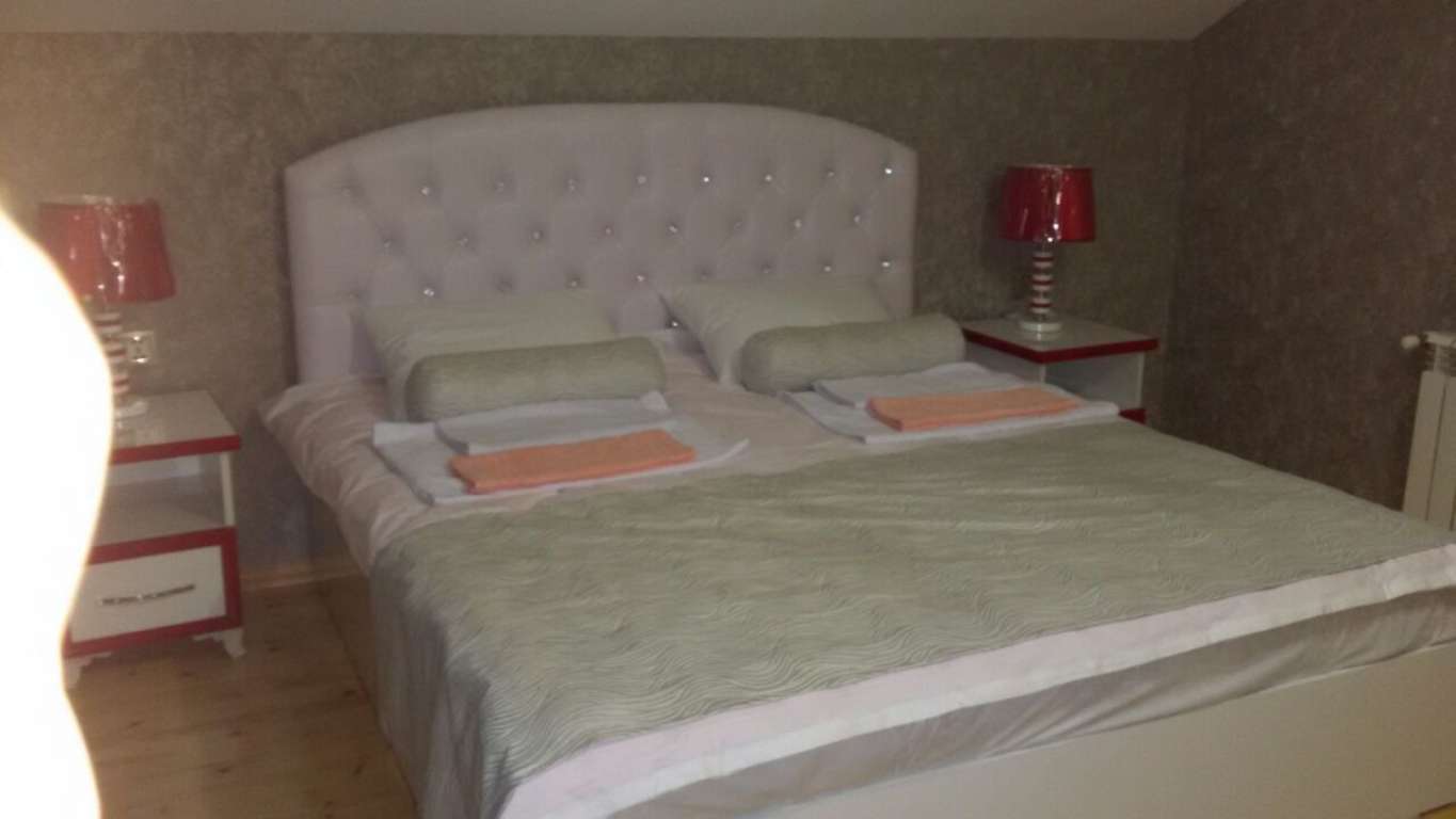 Şəki Šeki, Азербайджан günlük kirayə Həyət evi / Villa 170 AZN-a 5 otaqlı
