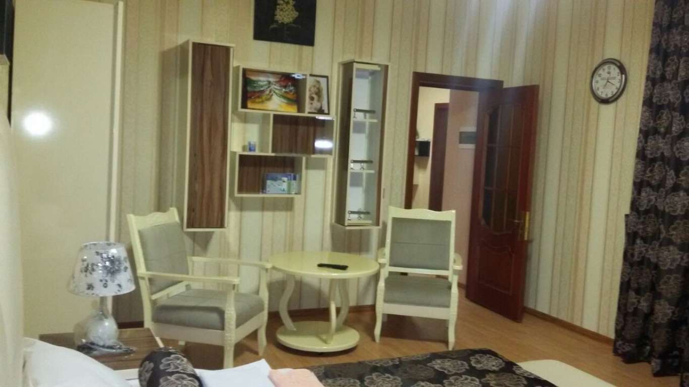 Şəki Šeki, Азербайджан günlük kirayə Həyət evi / Villa 170 AZN-a 5 otaqlı