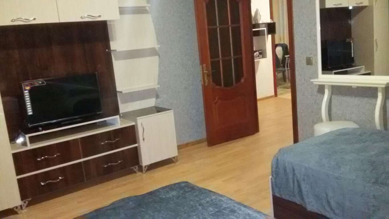 Şəki Šeki, Азербайджан günlük kirayə Həyət evi / Villa 170 AZN-a 5 otaqlı