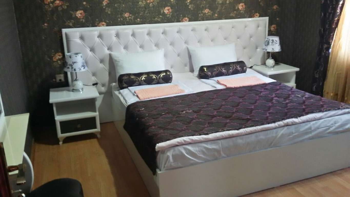 Şəki Šeki, Азербайджан günlük kirayə Həyət evi / Villa 170 AZN-a 5 otaqlı