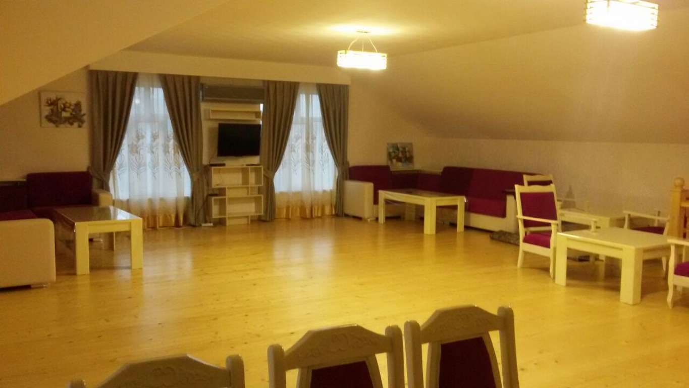 Şəki Šeki, Азербайджан günlük kirayə Həyət evi / Villa 170 AZN-a 5 otaqlı