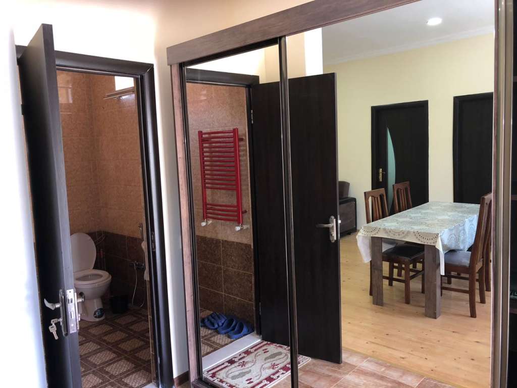 Qax Qax, Азербайджан günlük kirayə Həyət evi / Villa 80 AZN-a 3 otaqlı