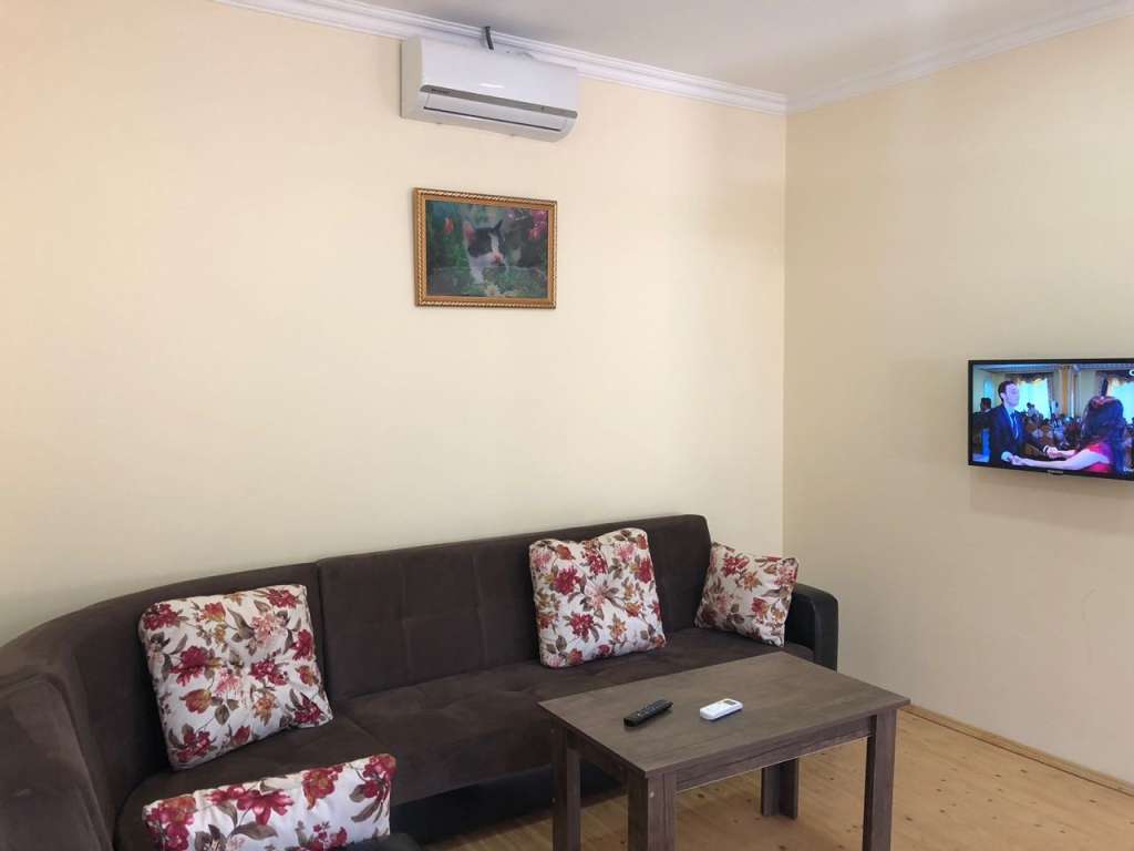 Qax Qax, Азербайджан günlük kirayə Həyət evi / Villa 80 AZN-a 3 otaqlı