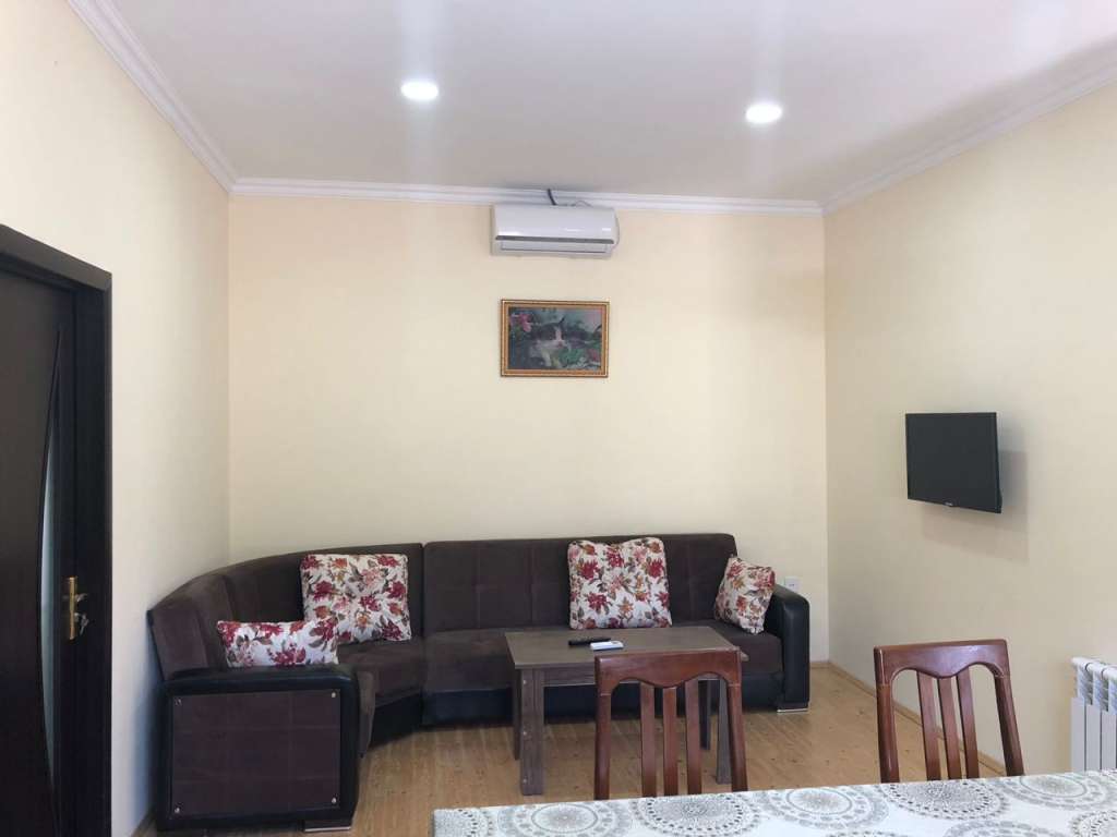 Qax Qax, Азербайджан günlük kirayə Həyət evi / Villa 80 AZN-a 3 otaqlı