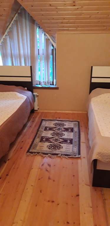 Qax Qax, Азербайджан günlük kirayə Həyət evi / Villa 100 AZN-a 3 otaqlı