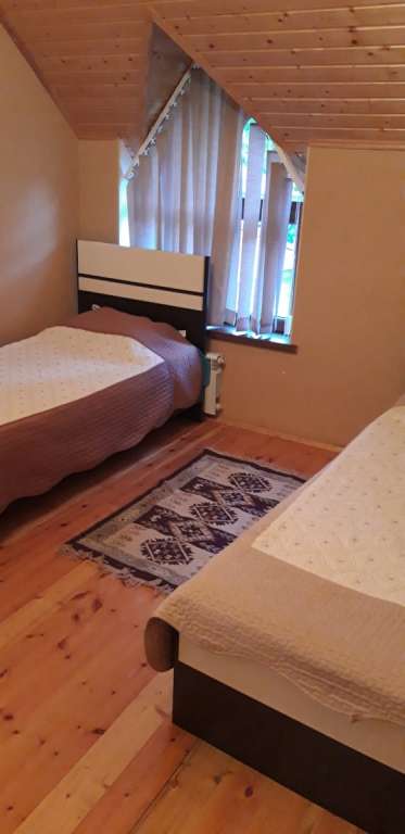 Qax Qax, Азербайджан günlük kirayə Həyət evi / Villa 100 AZN-a 3 otaqlı