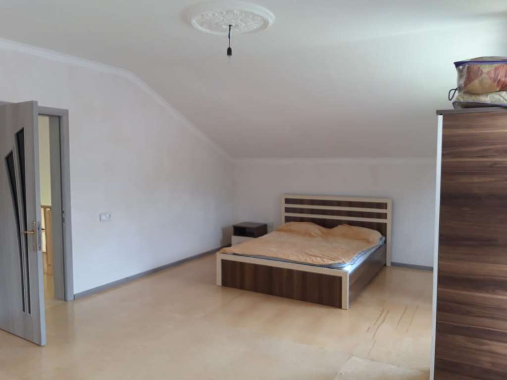 Qax Qax, Азербайджан günlük kirayə Həyət evi / Villa 100 AZN-a 4 otaqlı