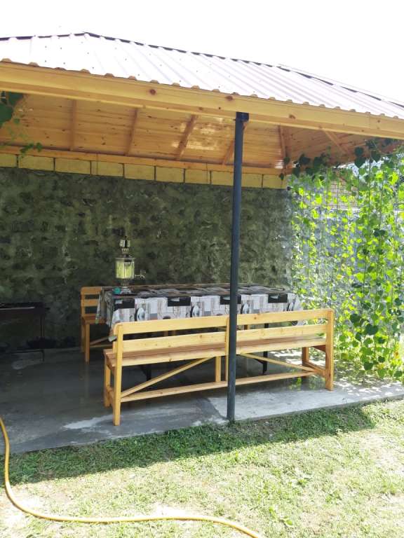 Qax Qax, Азербайджан günlük kirayə Həyət evi / Villa 100 AZN-a 4 otaqlı