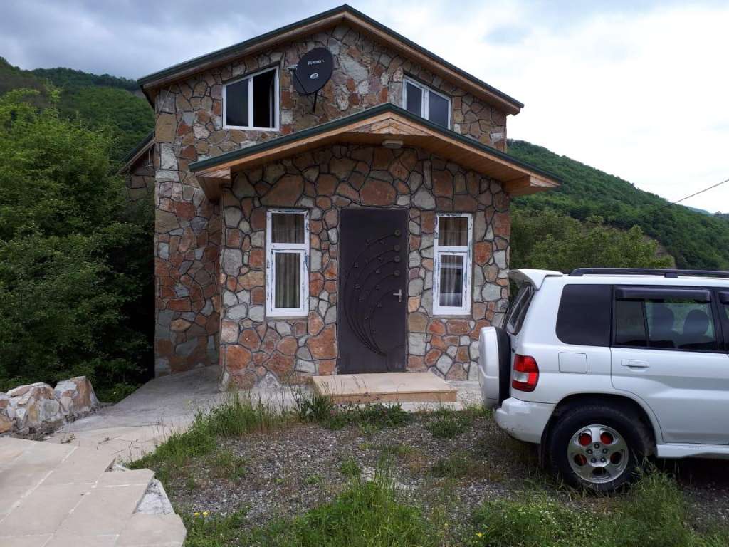 Quba Quba, Азербайджан Azərbaycanda günlük kirayə Həyət evi / Villa 100 AZN-a 3 otaqlı