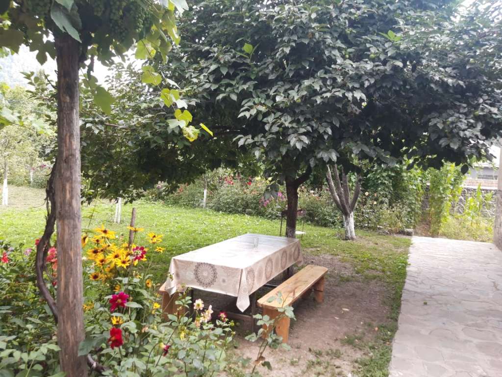 Qax Qax, Азербайджан günlük kirayə Həyət evi / Villa 110 AZN-a 4 otaqlı