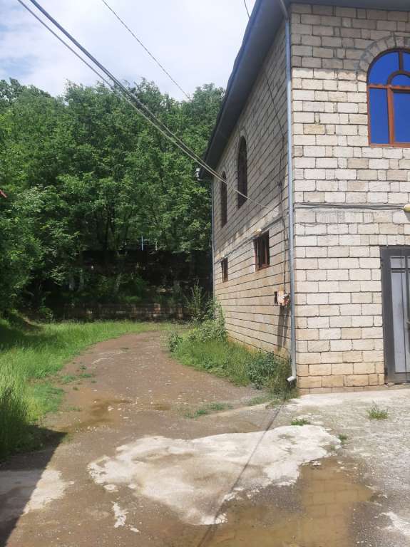 Lerik Lerik, Азербайджан günlük kirayə Həyət evi / Villa 100 AZN-a 4 otaqlı