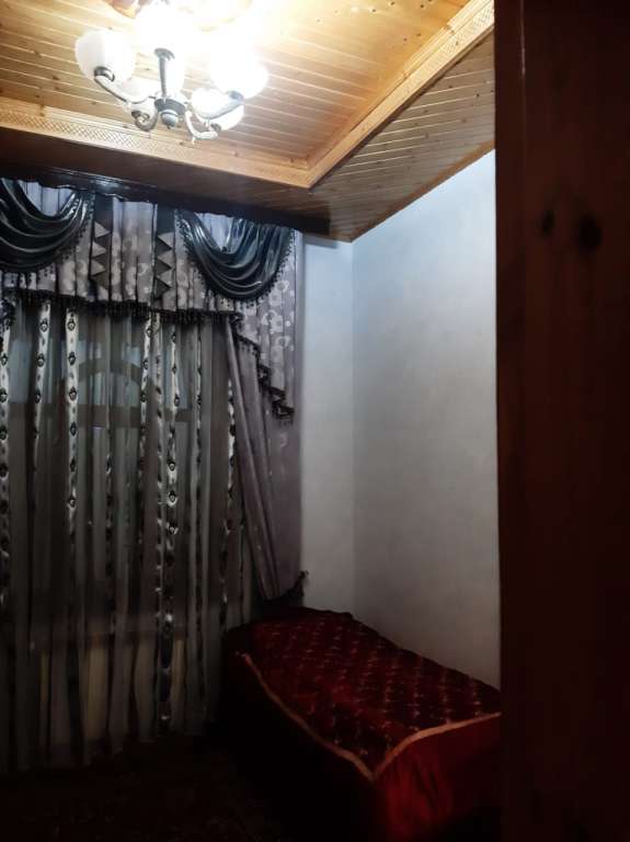 Lerik Lerik, Азербайджан günlük kirayə Həyət evi / Villa 100 AZN-a 4 otaqlı