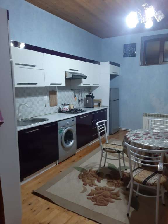 Lerik Lerik, Азербайджан günlük kirayə Həyət evi / Villa 100 AZN-a 4 otaqlı