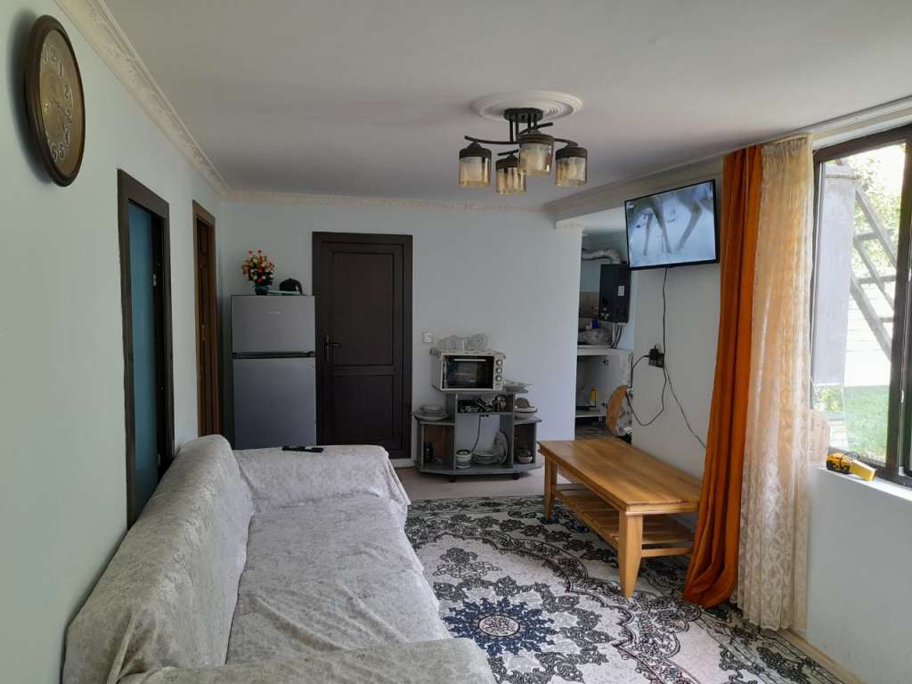 Qax Ağçay, Азербайджан günlük kirayə Həyət evi / Villa 80 AZN-a 2 otaqlı