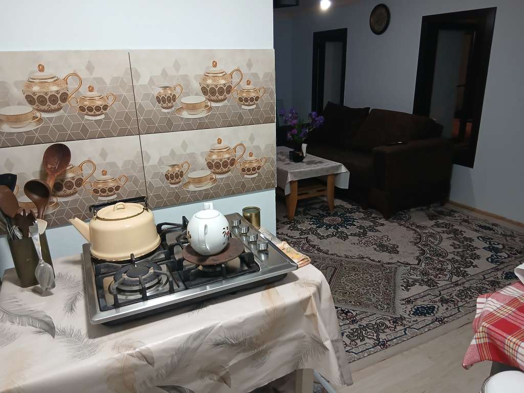 Qax Ağçay, Азербайджан günlük kirayə Həyət evi / Villa 80 AZN-a 2 otaqlı