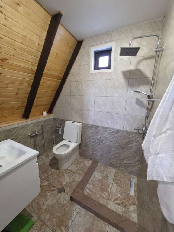 İsmayıllı X355+M8 Qalacıq, Azerbaycan günlük kirayə A-Frame 170 AZN-a 3 otaqlı