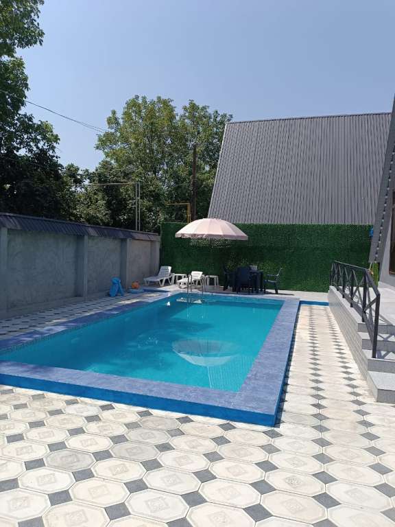 Qəbələ Mıxlıqovaq, Azərbaycan günlük kirayə A-Frame 250 AZN-a 4 otaqlı