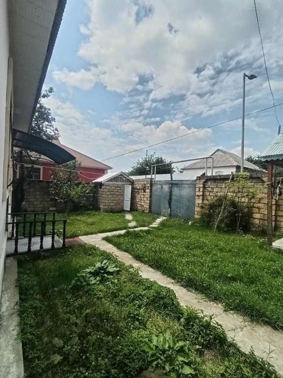Qəbələ Pastar məhəlləsi günlük kirayə Həyət evi / Villa 80 AZN-a 3 otaqlı