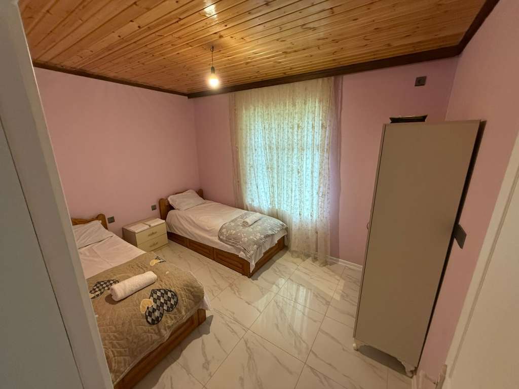 Qəbələ Vəndam Qəsəbəsi Cümə Məscidi, Vəndam, Azərbaycan günlük kirayə Həyət evi / Villa 250 AZN-a 3 otaqlı