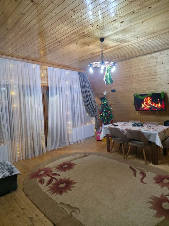İsmayıllı X355+M8 Qalacıq, Azerbaycan günlük kirayə A-Frame 120 AZN-a 4 otaqlı