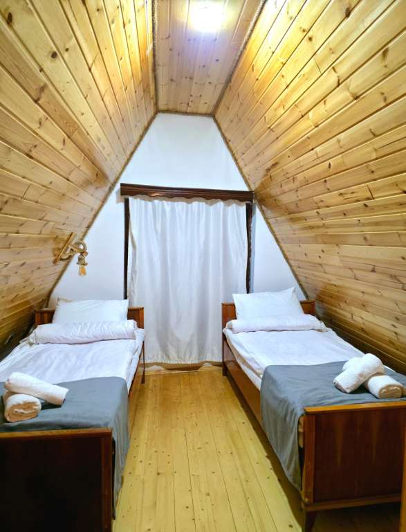 İsmayıllı X355+M8 Qalacıq, Azerbaycan günlük kirayə A-Frame 120 AZN-a 4 otaqlı