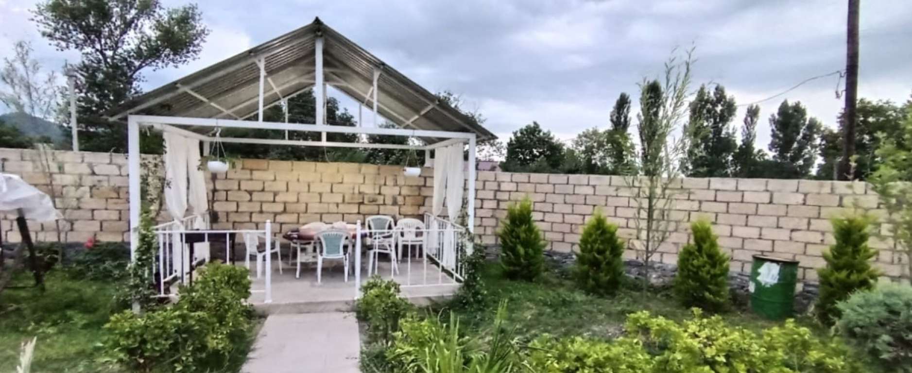 Qəbələ XW3R+VVR, Vəndam, Azərbaycan günlük kirayə Həyət evi / Villa 230 AZN-a 3 otaqlı
