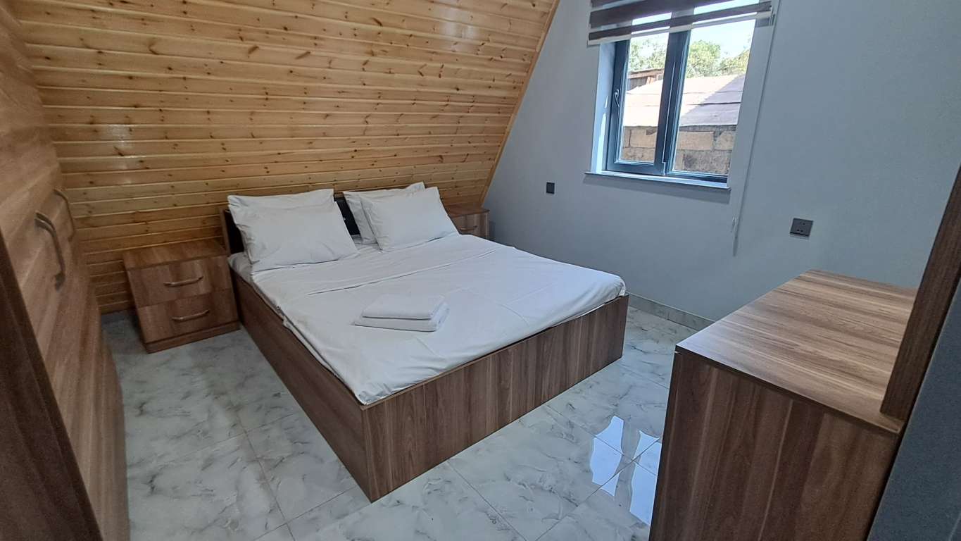 Qəbələ XW79+5H, Nohurqışlaq, Azərbaycan günlük kirayə A-Frame 270 AZN-a 3 otaqlı